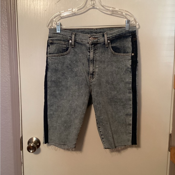 Jean cutoff Shorts - Picture 1 of 2